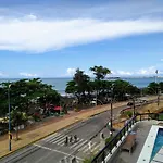 Apt. Em Na Av. Beira Mar Em 4*